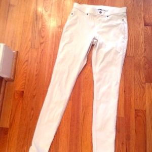HUE  Tan Skinny-Leg Jeans  NWOT